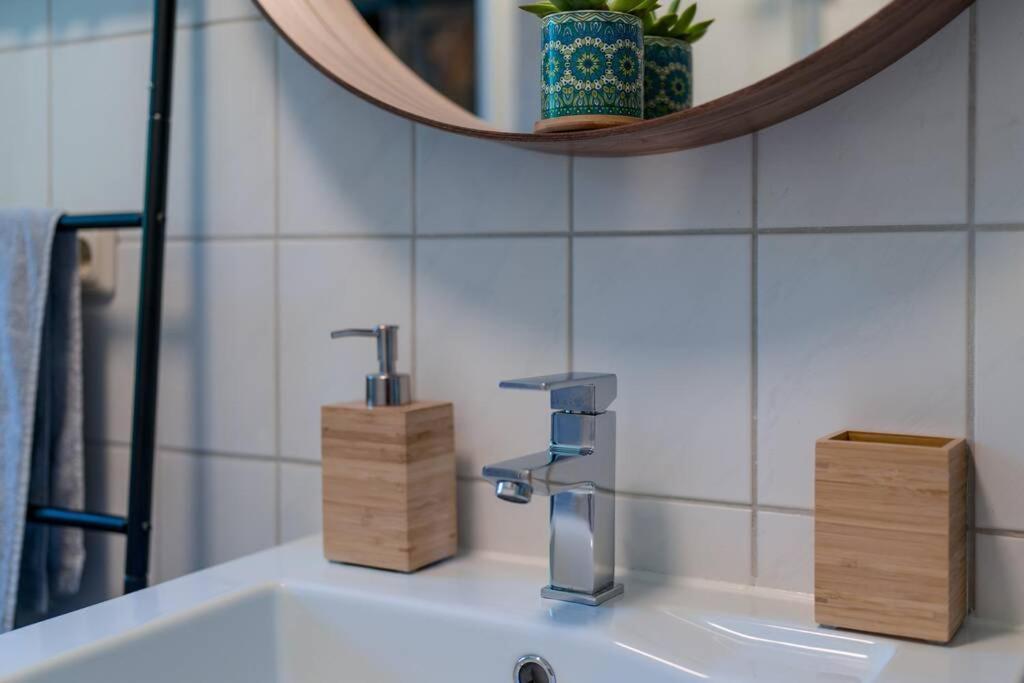 Eg Rechts -Wunderschone 80M² Grosse 3-Zimmer City Wohnung Nahe Salzburg ไฟรลาสซิง ภายนอก รูปภาพ